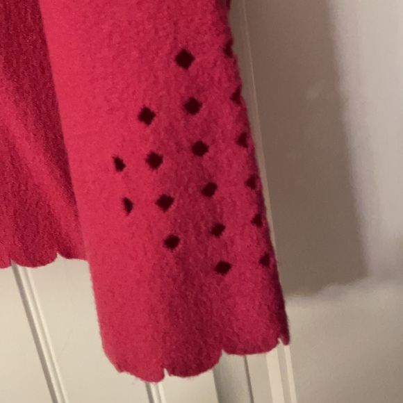 Casa Maglia Wool Pink Scalloped Button Sweater - Picture 4 of 6